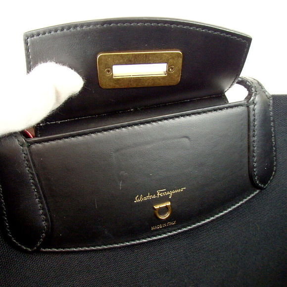 Auth Salvatore Ferragamo Gancini Tote #88504S11 - Picture 10 of 12